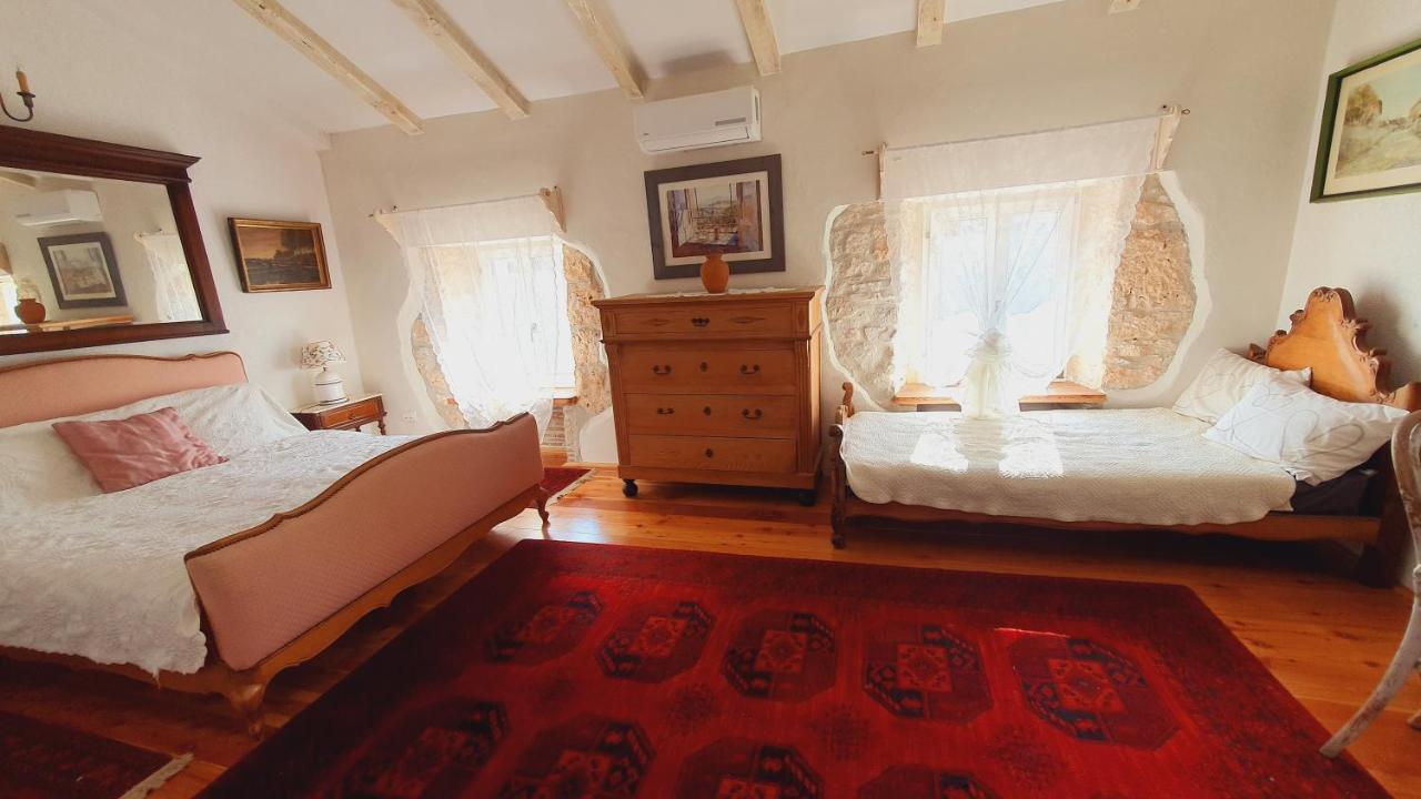 Villa Kazun With Private Pool And Two Gardens Marcana Экстерьер фото