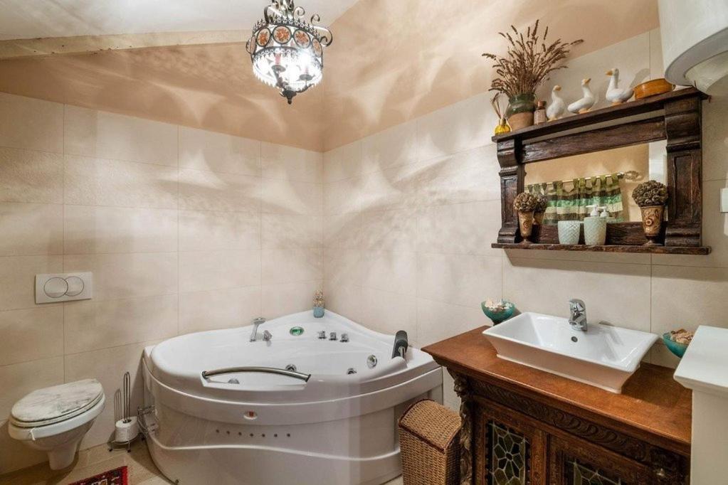 Villa Kazun With Private Pool And Two Gardens Marcana Экстерьер фото